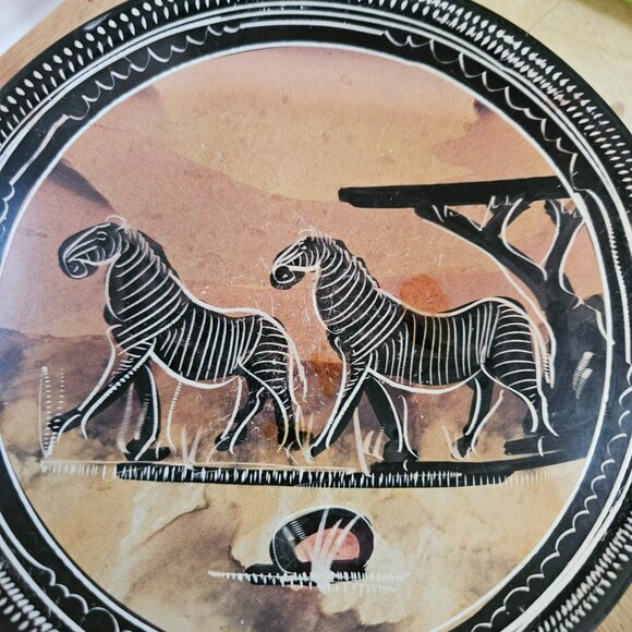 AFRICAN ART SOAP STONE ZEBRA BOWL APPROX 6 INCHES WIDE - Picture 3 of 5